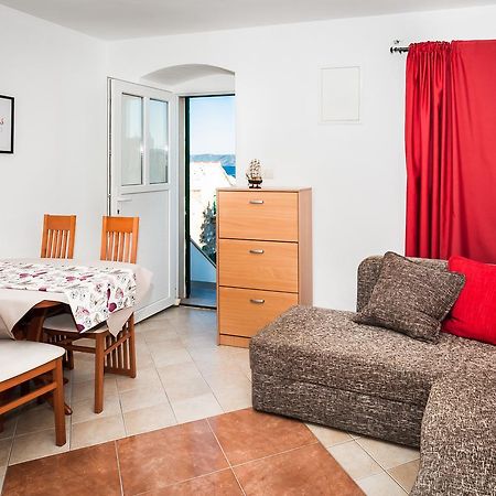 Holiday Home Amela Bol Exterior photo