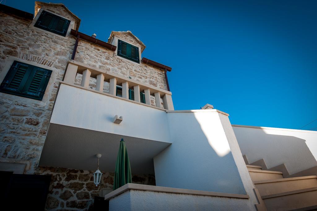 Holiday Home Amela Bol Exterior photo
