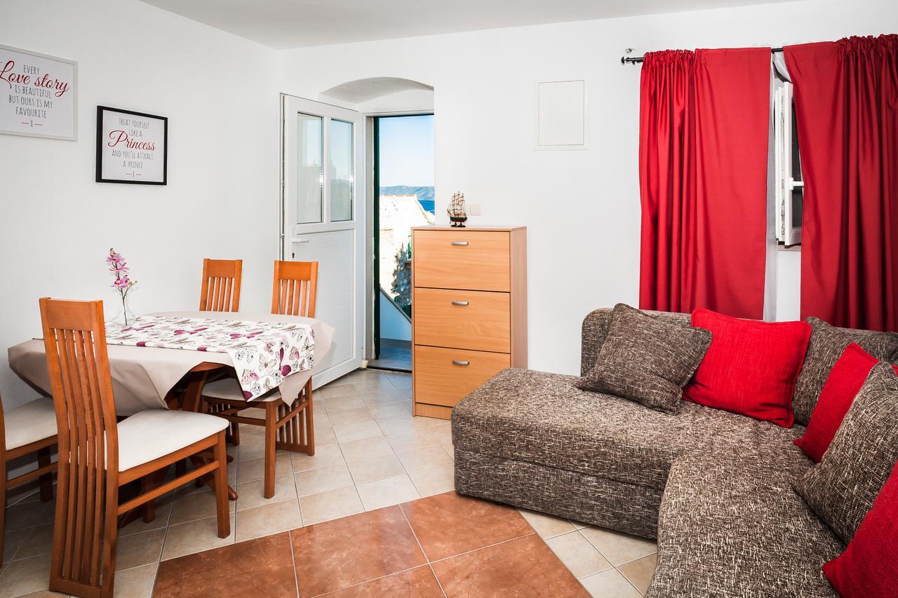 Holiday Home Amela Bol Exterior photo